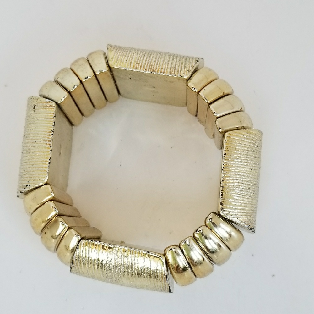 Gold Bangles - Picture 4 of 6
